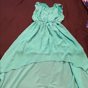 Dress with sheer tail